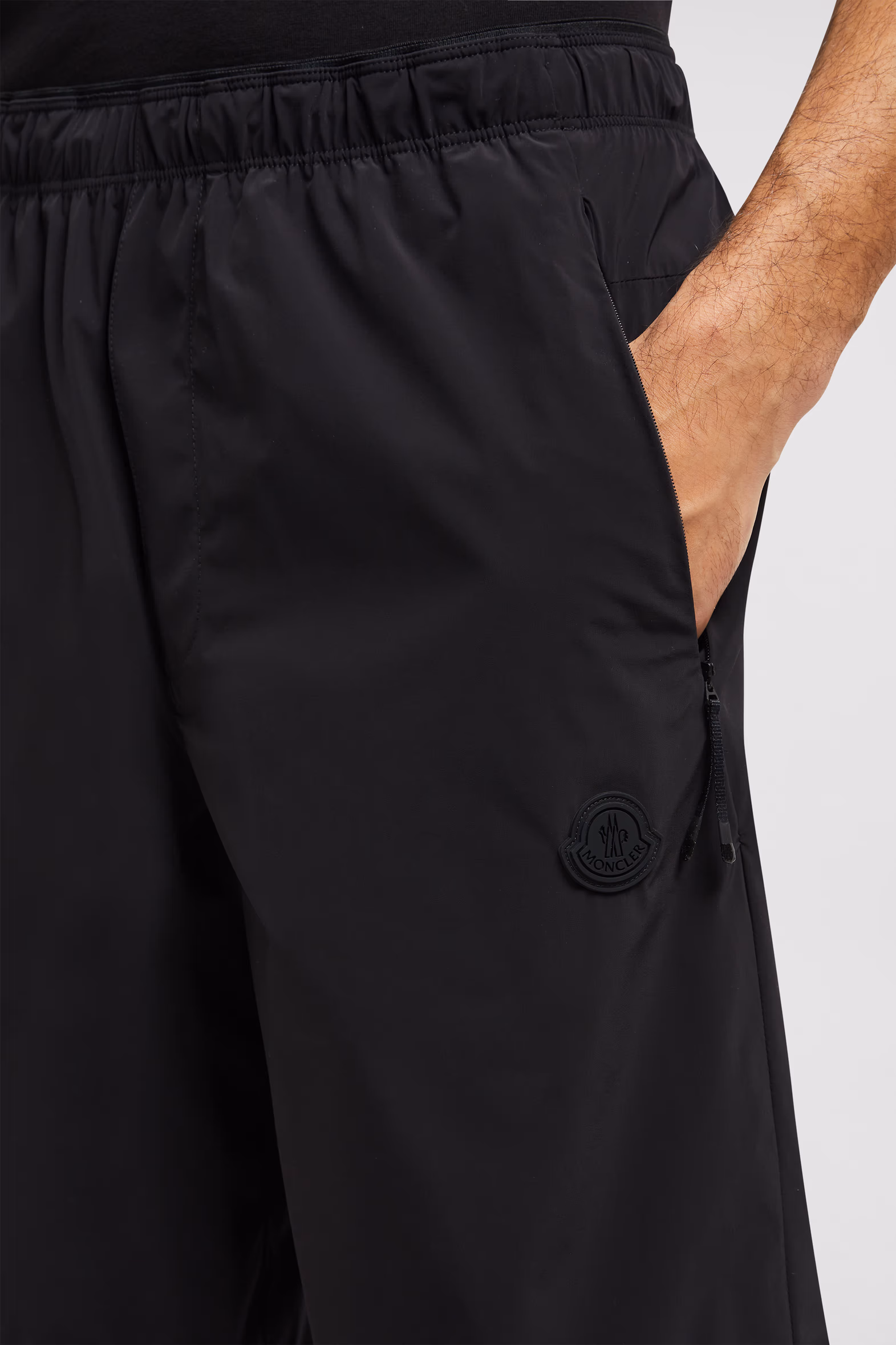 Logo Patch Shorts Men Black Moncler 4